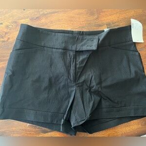 NWT Maurice’s smart fit black shorts 9/10